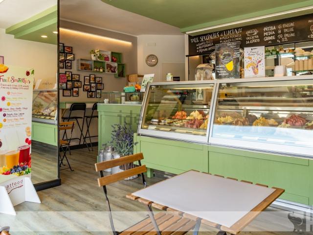 Locale in affitto di 48 m² in Via Trieste, 6