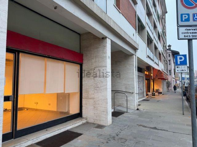 Locale in affitto di 48 m² in Via Anton Lazzaro Moro, 9