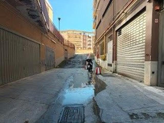 Locale in affitto di 48 m² in Via Ercole Bernabei, 25