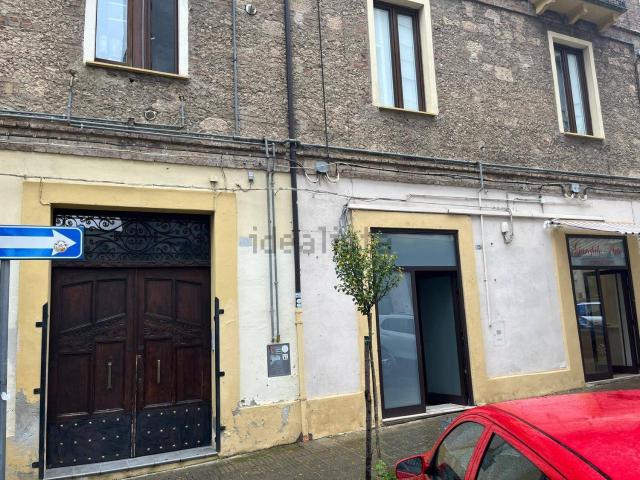 Locale in affitto di 48 m² in Via Isonzo, 15