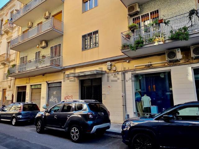 Locale in affitto di 48 m² in Via Milano, 6