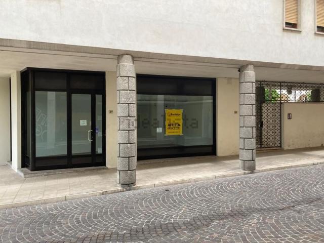 Locale in affitto di 49 m² in Via Gorizia, 6