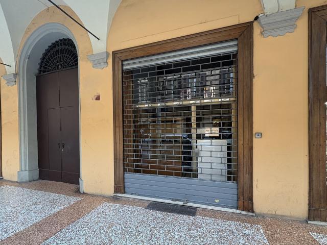 Locale in affitto di 49 m² in Via Guerrazzi