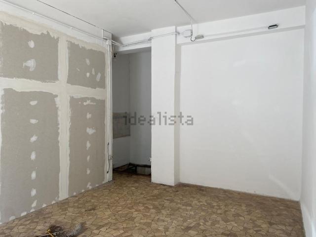 Locale in affitto di 53 m² in Via Anton da Noli