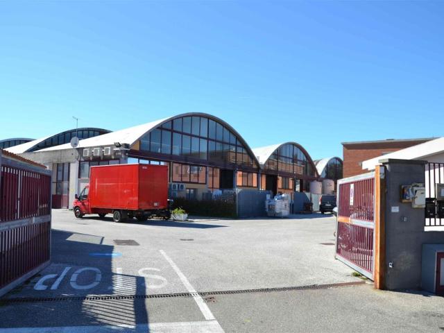 Locale in affitto di 500 m²