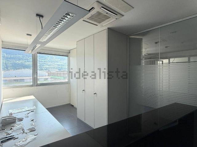 Locale in affitto di 500 m²