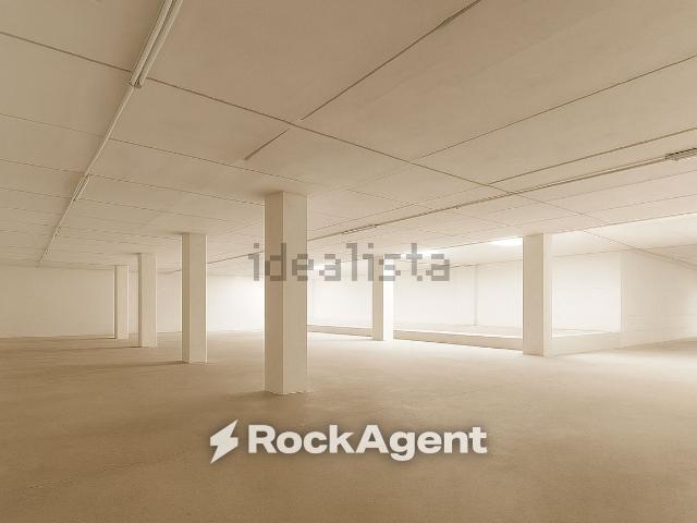 Locale in affitto di 500 m² in Via alla Ruenia, 22