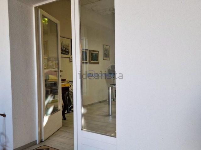 Locale in affitto di 500 m² in Via Dell&apos  Economia