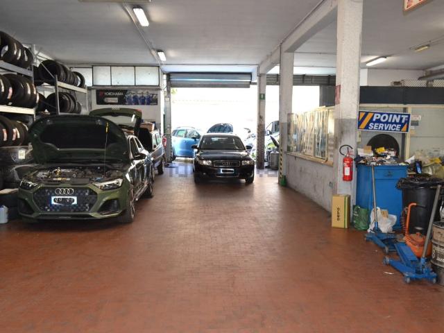 Locale in affitto di 500 m² in Via della Folgarella