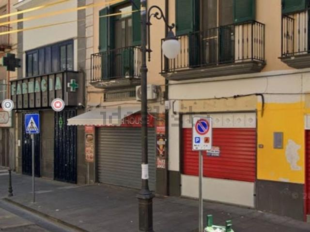 Locale in affitto di 50 m² in Corso Nazionale, 9