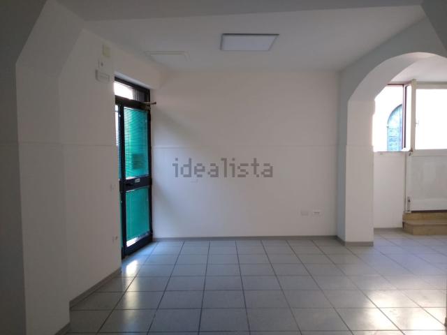 Locale in affitto di 50 m² in Corso Alessandro Giannelli