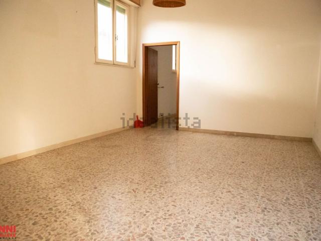 Locale in affitto di 50 m² in Corso Giacomo Matteotti, 215