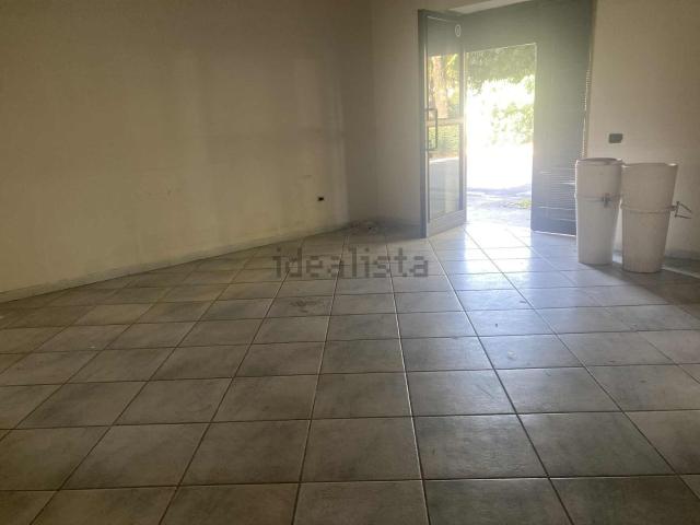 Locale in affitto di 50 m² in Largo Rotonda