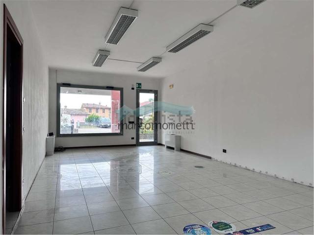 Locale in affitto di 50 m² in Piazza Fregona, 1