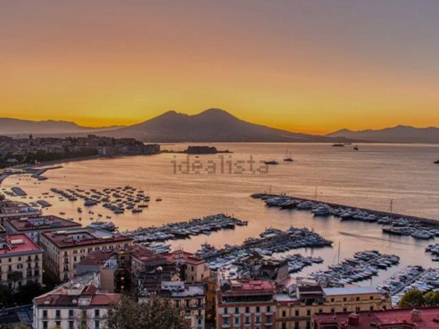 Locale in affitto di 50 m² in Piazza Giovanni Bovio, 28