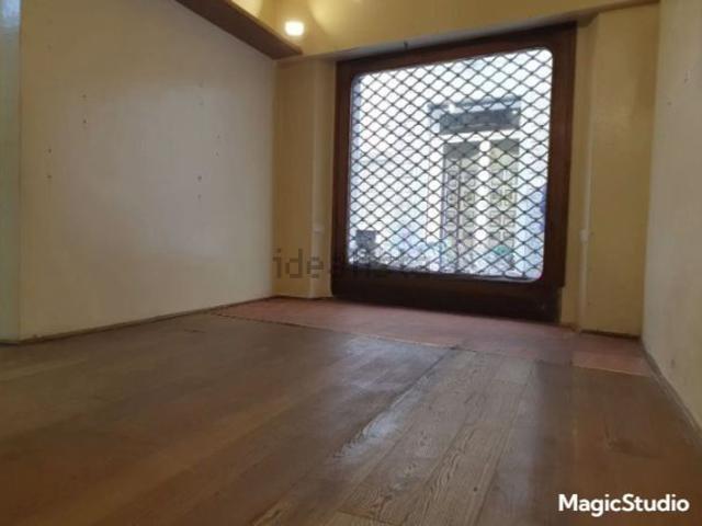 Locale in affitto di 50 m² in Piazza Orazio Pierozzi, 10