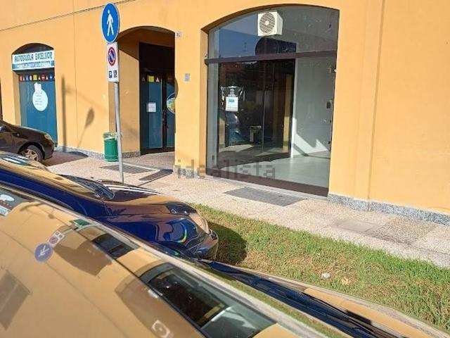 Locale in affitto di 50 m² in Via Acerbi