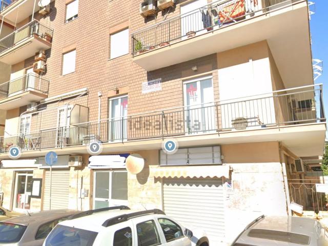 Locale in affitto di 50 m² in Via Ancona