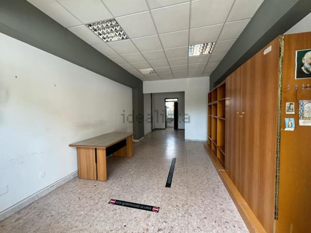 Locale in affitto di 50 m² in Via Cristoforo Colombo, 4