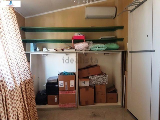 Locale in affitto di 50 m² in Via D&apos Afflitto
