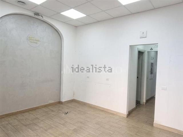 Locale in affitto di 50 m² in Via degli Aurunci