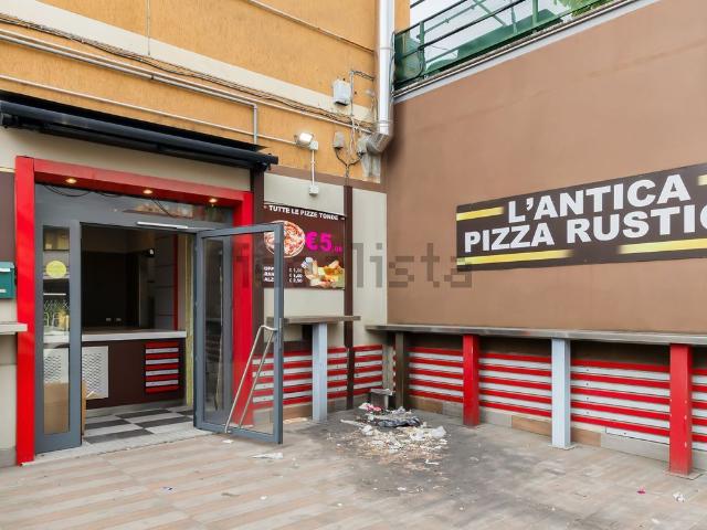 Locale in affitto di 50 m² in Via dei Meli, 16