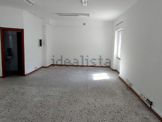 Locale in affitto di 50 m² in Via dei Velini