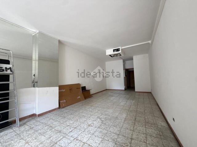 Locale in affitto di 50 m² in Via della Valle, 258