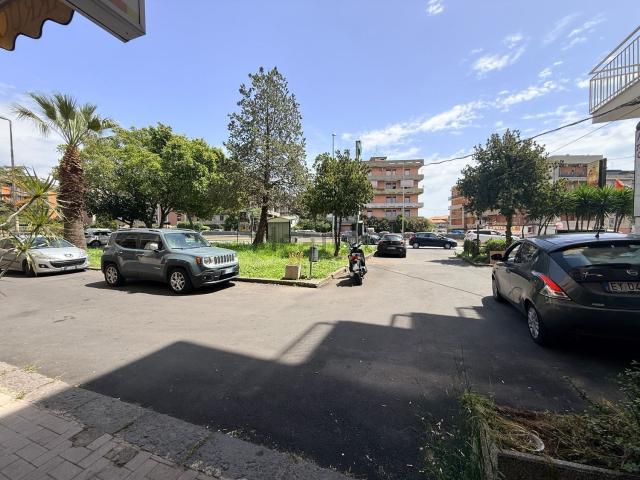 Locale in affitto di 50 m² in Via Fasano, 88