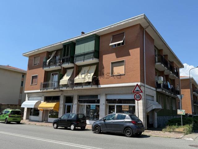 Locale in affitto di 50 m² in Via Fratelli Rosselli, 130
