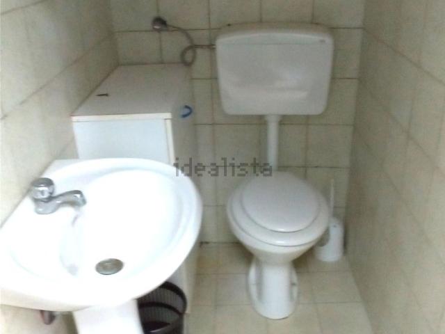 Locale in affitto di 50 m² in Via Francesco Struppa