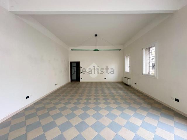 Locale in affitto di 50 m² in Via G. Rossi, 1