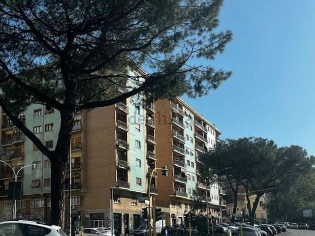 Locale in affitto di 50 m² in Via Gaspare Gozzi, 203