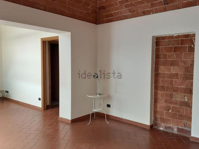 Locale in affitto di 50 m² in Via Giacomo Matteotti