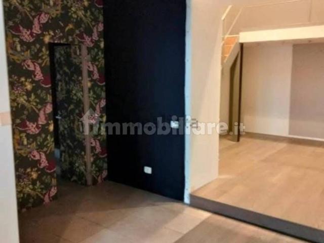 Locale in affitto di 50 m² in Via Giacomo Leopardi, 6