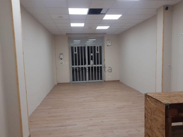 Locale in affitto di 50 m² in Via Giuseppe di Vittorio