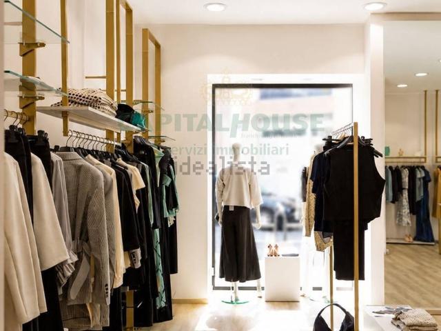 Locale in affitto di 50 m² in Via Irnerio, 10