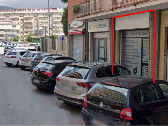 Locale in affitto di 50 m² in Via Luigi Galvani