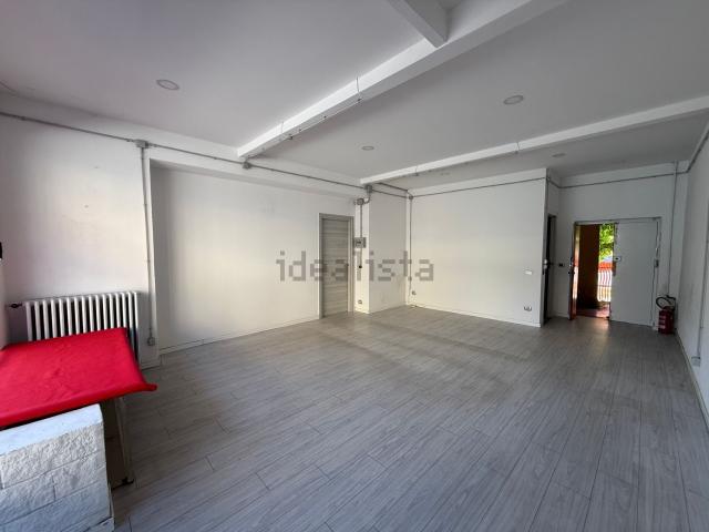 Locale in affitto di 50 m² in Via Magenta, 1