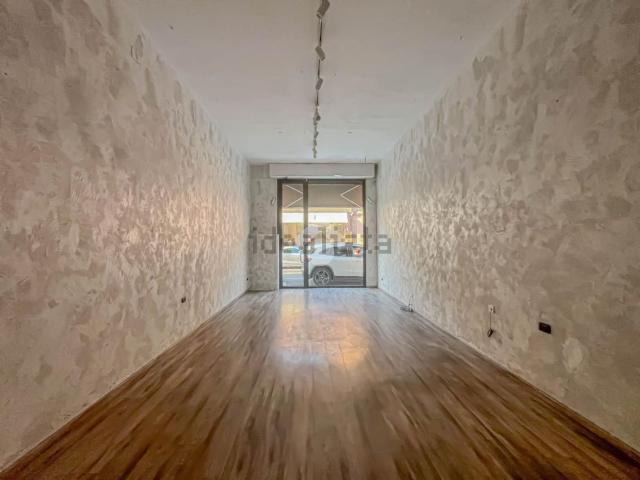 Locale in affitto di 50 m² in Via Pietro Minghelli