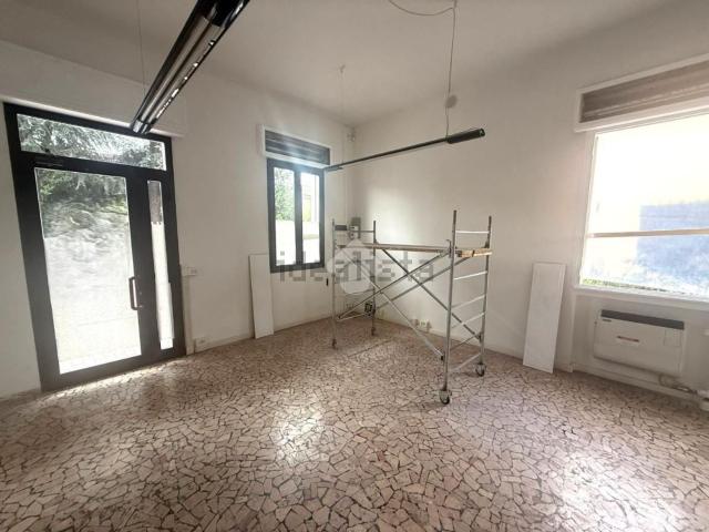 Locale in affitto di 50 m² in Via Roma, 155