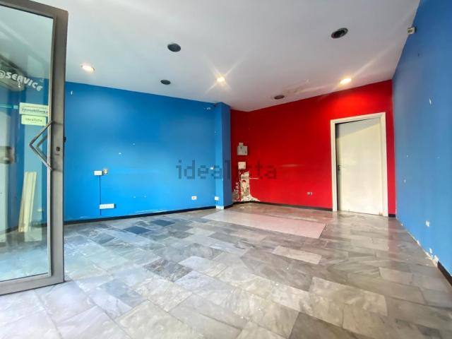 Locale in affitto di 50 m² in Via Roma