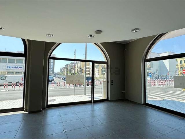Locale in affitto di 50 m² in Viale della libertà, 26