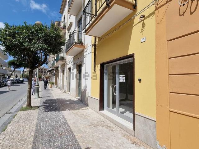 Locale in affitto di 50 m² in Viale Regina Margherita