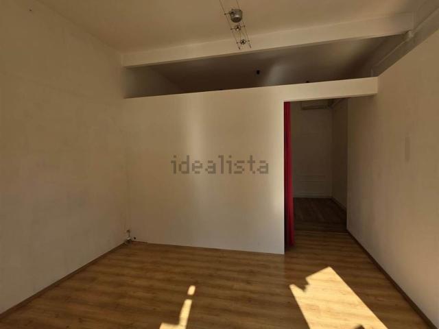 Locale in affitto di 50 m²