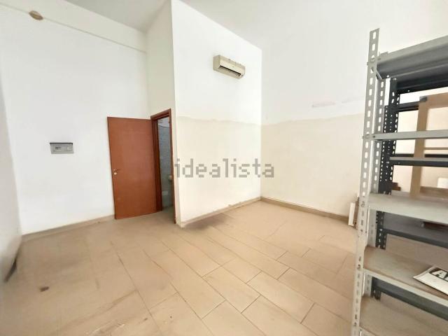 Locale in affitto di 50 m²
