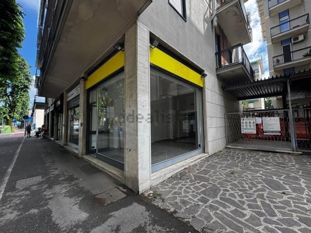 Locale in affitto di 50 m²