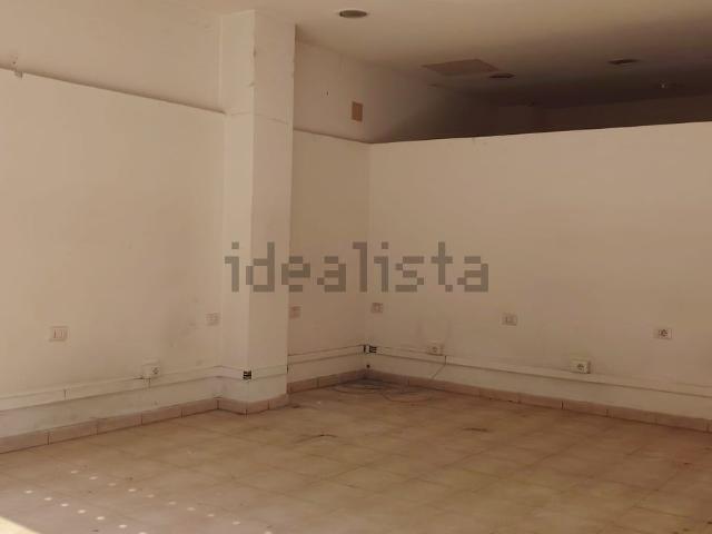 Locale in affitto di 50 m²