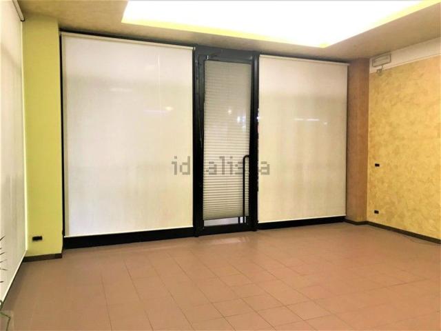 Locale in affitto di 50 m²