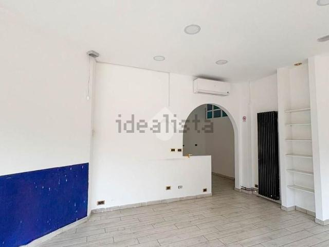 Locale in affitto di 60 m² in Via Brasile, 2